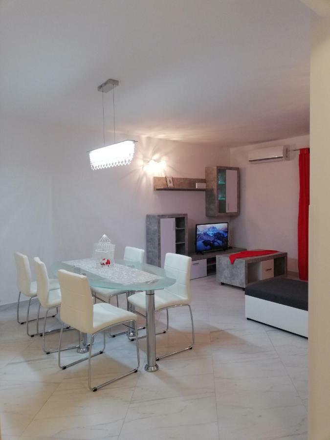 Apartment Marko Rovinjsko Selo Bagian luar foto